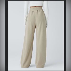 Halara High Waisted Straight Leg Pants | BNWT | Size XL